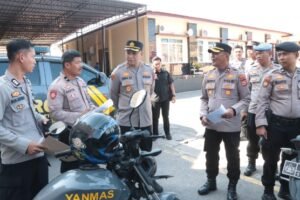 Pastikan Kendaraan Siap Digunakan, Kapolres Cek Ranmor Dinas Polres Sidrap