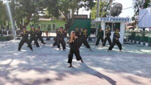 Kodim 1420/Sidrap Tingkatkan Profesionalisme Prajurit Melalui Latihan Pencak Silat Militer