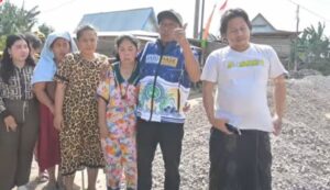 Bupati Sidrap Tinjau Jalan Salodua–Anabana dan Sawah Petani, Akses Ekonomi Pitu Riawa Disiapkan Lebih Cepat