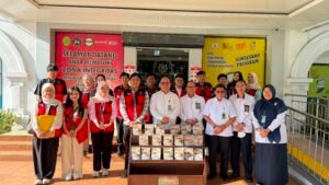 Mahasiswa KKN-T Hukum Unhas Gel. 116 Luncurkan Buku Saku “Corner of Justicia: SIGAP E-Court” di Pengadilan Negeri Makassar