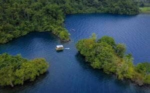Danau Matano di Luwu Timur Sedalam 590 Meter, Dasarnya Bahkan di Bawah Permukaan Laut