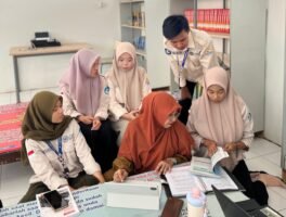 Mahasiswa PPG UMS Rappang Dalami Pengalaman Mengajar Bersama Guru Pamong di SMPN 6 Pangsid