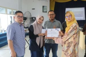 KKN Angkatan VIII UMS Rappang Resmi Ditarik, Kepala LP3M Apresiasi Kontribusi Mahasiswa