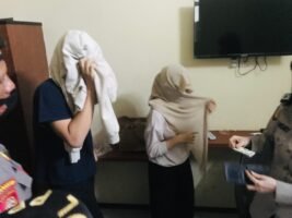 Empat Tahun Diduga Jalankan ‘Bisnis Lendir’ di Sidrap, Suami Jaga Pintu dan Antar Jemput