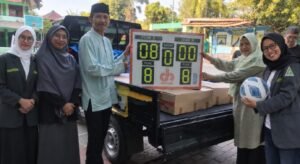 Haornas 2026, IPPNU DKI Jakarta Salurkan Bantuan Alat Olahraga ke MTsN 15 Jakarta