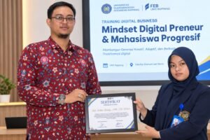 Pemateri TDB HIMABISDIG, Wildan Mauludy Tekankan Pentingnya Growth Mindset bagi Calon Digitalpreneur