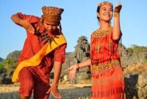 Baju Toraja Ini Punya Lengan Lebih Panjang, Namanya Bayu Toraya