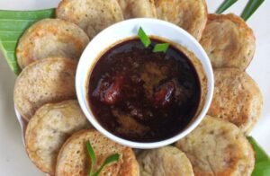 Roti Berre Sidrap, Kue Beras dan Pisang yang Masih Dimasak dengan Tutup Tanah Liat