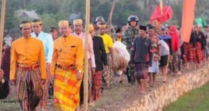 Sebelum Sawah Dibajak, Arajang Lebih Dulu Berkeliling Segeri