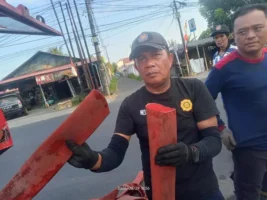 Selang Damkar 30 Meter Dipotong Saat Padamkan Karhutla di Girian Permai Bitung