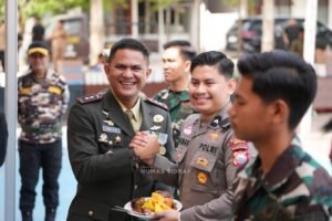HUT ke-81 TNI di Sidrap, Dandim Andi Zulhakim Bawa Semangat TNI Lebih Dekat dengan Rakyat