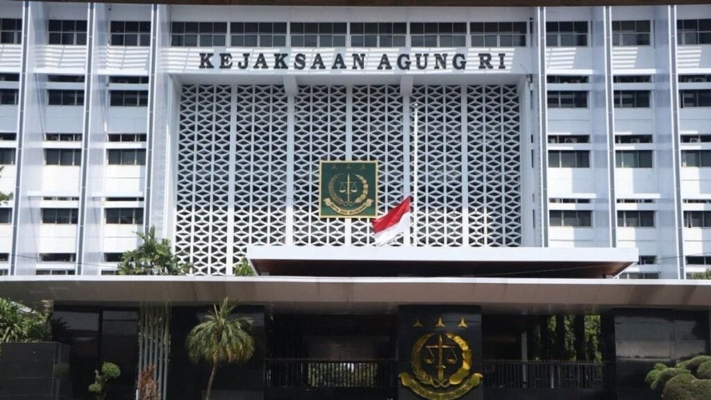 Kajari Konawe Diamankan Tim Internal Kejati Sultra, Dibawa ke Kejagung