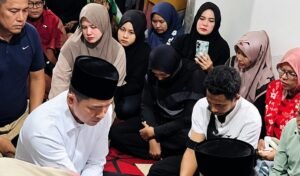 Pernikahan yang Tak Pernah Diimpikan: Agustin Mengucap Ijab di Hadapan Jenazah Ayah, Ibu dan Adiknya