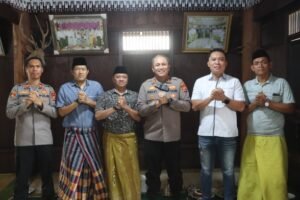 Mappatabe di Tellu Limpoe, Kapolres Sidrap Rangkul Tokoh Hindu Towani Tolotang