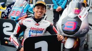 Veda Ega Menatap Balapan di ‘Markas’ Hakim Danish
