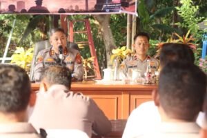 Kapolres Sidrap Tekankan Disiplin dan Pelayanan Humanis saat Kunjungi Polsek Pitu Riase