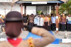 Syaharuddin Alrif Jadi Pembina Apel Pagi di SMPN 2 Pangsid, Motivasi Siswa Kejar Prestasi