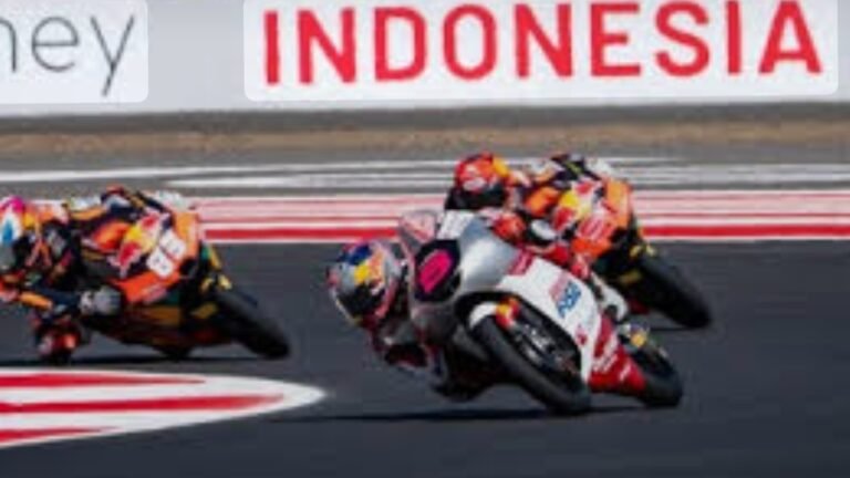 Quiles Juara Dunia di Mandalika, Veda Ega Curi Perhatian! Dari Posisi Kedua hingga Finis Keenam