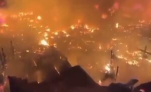 500 Kios Pasar Batu-Batu Soppeng Terbakar